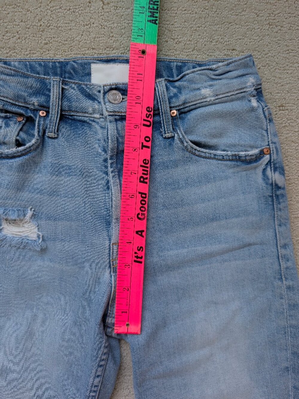 MOTHER Superior 25 The Tomcat Jeans in The Confession high rise distressed denim - Picture 10 of 12